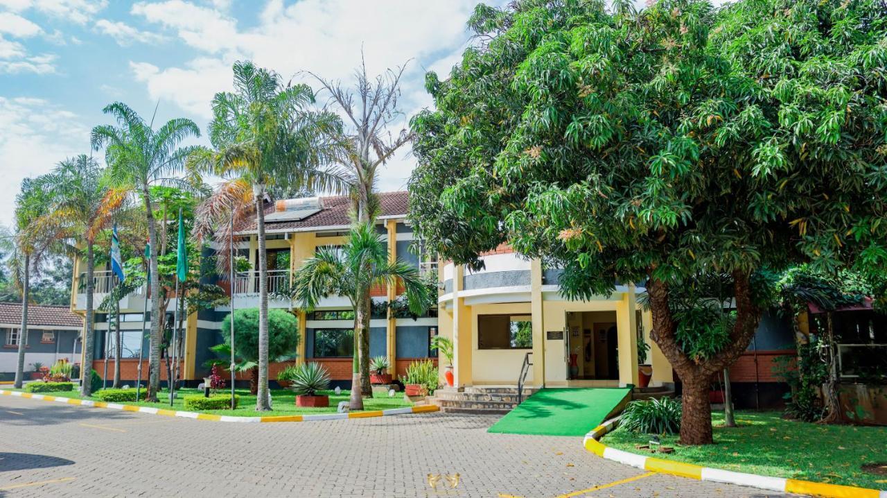 Millsview Hotels In Кисуму Экстерьер фото